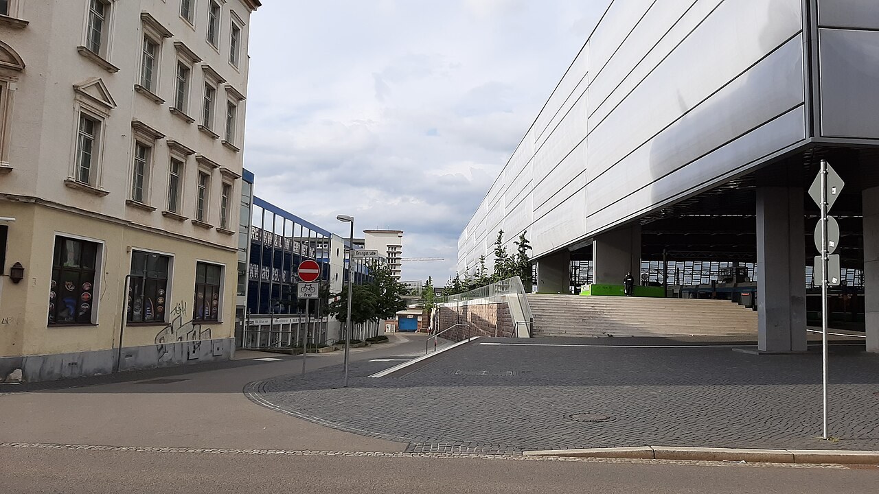 Straßenraum an der Mauerstraße in Chemnitz