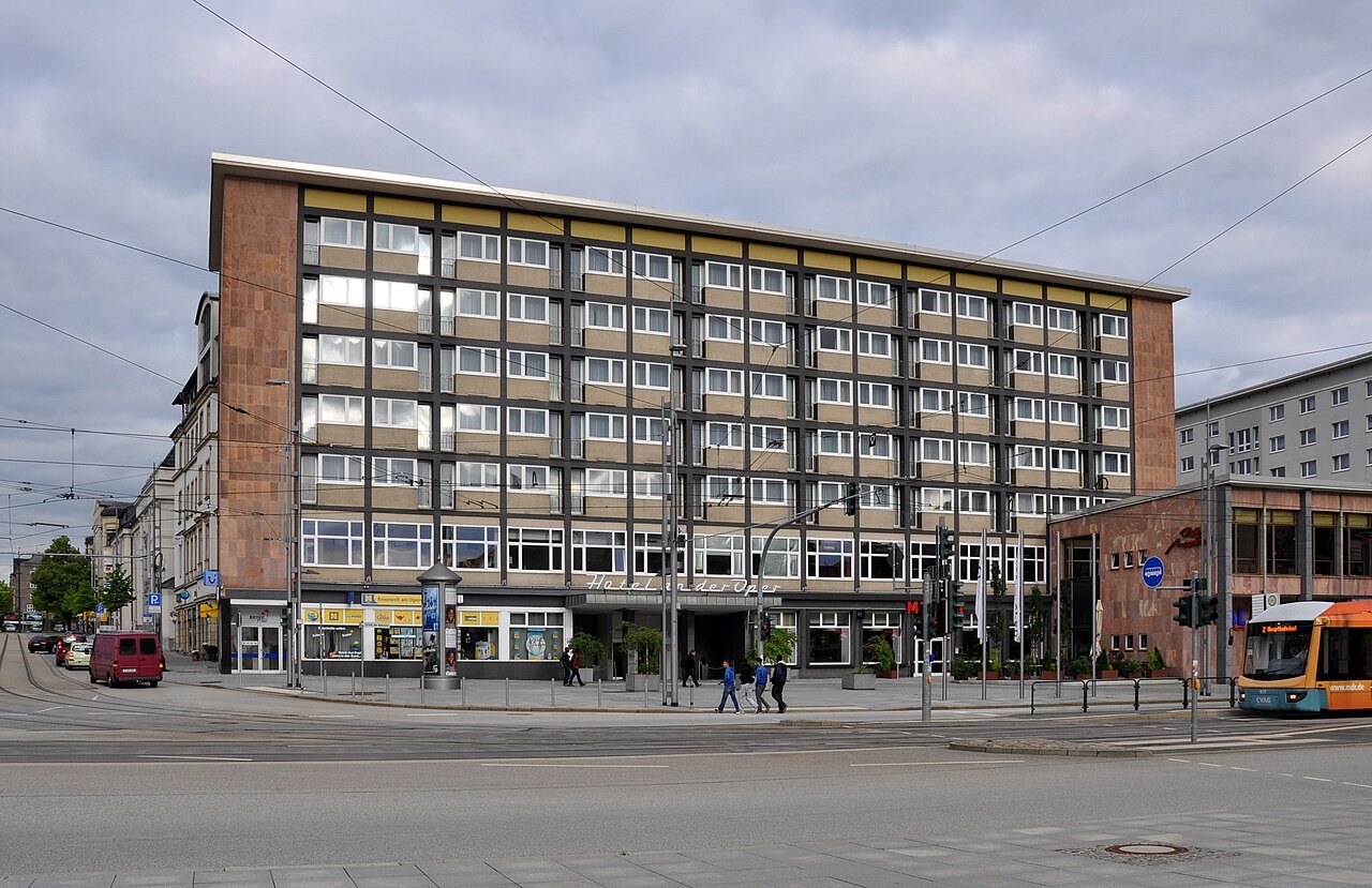 Hotelgebäude am Theaterplatz in Chemnitz